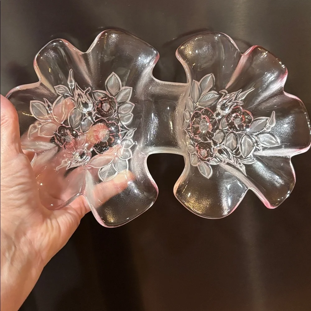 Mikasa Pink Ruffle Leaf Crystal Frosted Glass Double Bowl Serving Dish EUC - Picture 2 of 5